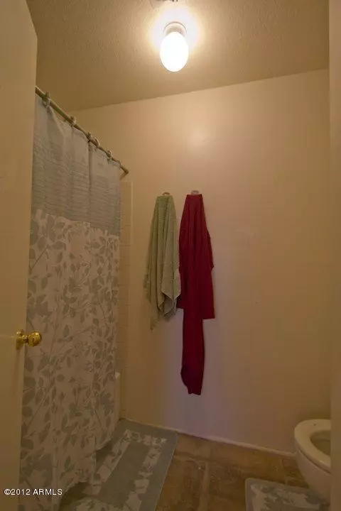 530 E Kerry Ln, Phoenix, AZ 85024 photo 14