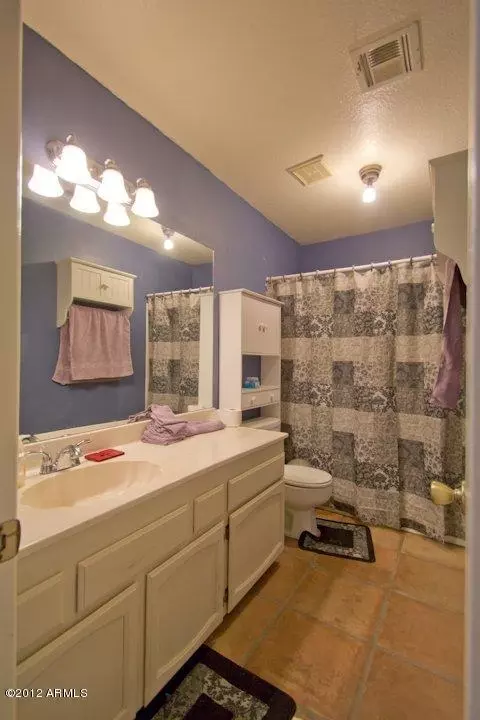 530 E Kerry Ln, Phoenix, AZ 85024 photo 11