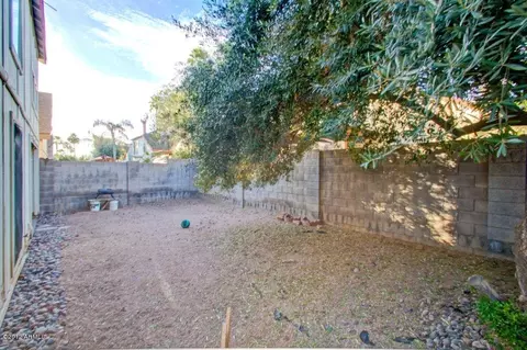 530 E Kerry Ln, Phoenix, AZ 85024 photo 17