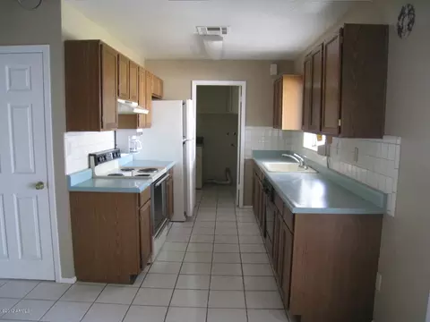 1916 Euclid Ave, Phoenix, AZ 85042 photo 3