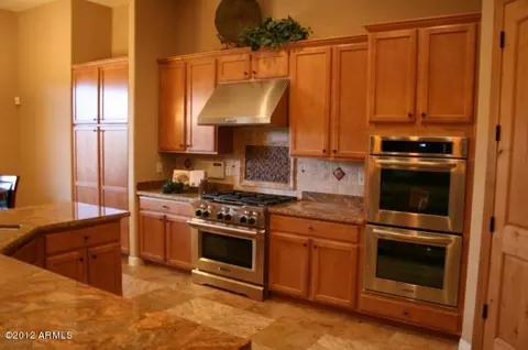 2816 E Gary Way, Phoenix, AZ 85042 photo 7
