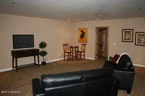 2816 E Gary Way, Phoenix, AZ 85042 photo 14