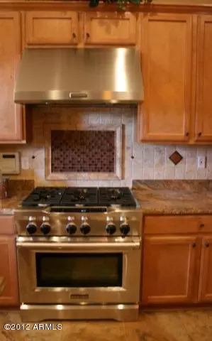 2816 E Gary Way, Phoenix, AZ 85042 photo 9