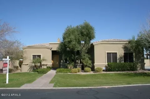 2816 E Gary Way, Phoenix, AZ 85042 photo 1