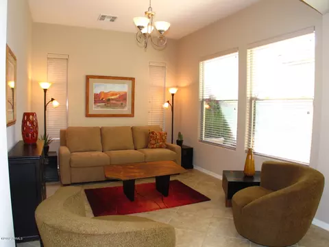 4707 E Rakestraw Ln, Gilbert, AZ 85298 photo 2