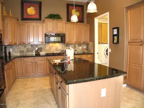 4707 E Rakestraw Ln, Gilbert, AZ 85298 photo 11