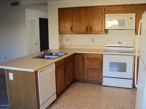 4334 E Silverwood Dr, Phoenix, AZ 85048 photo 4