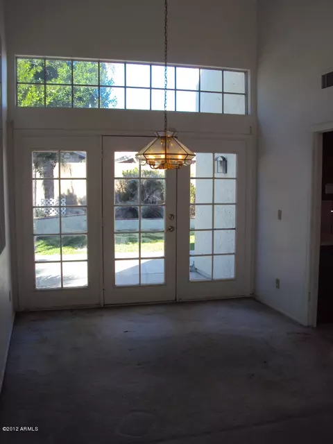 4334 E Silverwood Dr, Phoenix, AZ 85048 photo 3