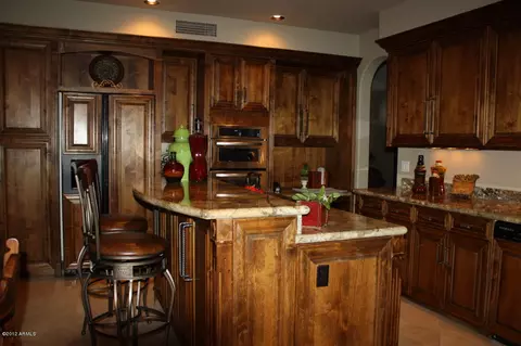 2439 E Desert Willow Dr, Phoenix, AZ 85048 photo 8