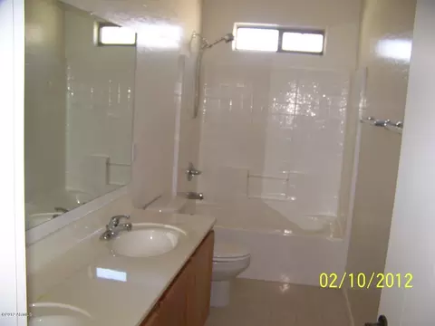2726 E Schiliro Cir, Phoenix, AZ 85032 photo 9
