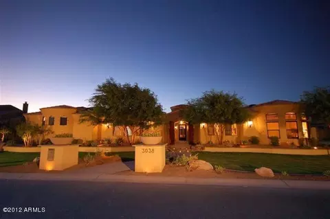3038 E Waterman Way, Gilbert, AZ 85297 photo 2