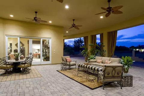 3038 E Waterman Way, Gilbert, AZ 85297 photo 12