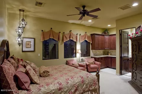 3038 E Waterman Way, Gilbert, AZ 85297 photo 11