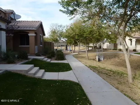 3830 E Santa Fe Ln, Gilbert, AZ 85297 photo 12