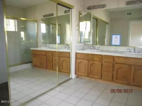 3226 E Rock Wren Rd, Phoenix, AZ 85044 photo 9