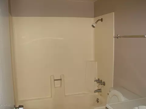 5811 S 45th St, Phoenix, AZ 85040 photo 5
