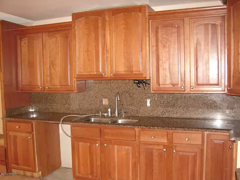 5811 S 45th St, Phoenix, AZ 85040 photo 16