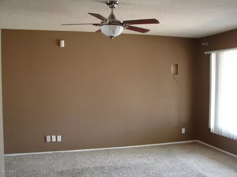 5811 S 45th St, Phoenix, AZ 85040 photo 4