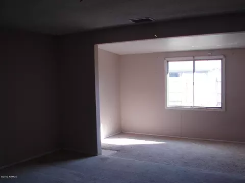5811 S 45th St, Phoenix, AZ 85040 photo 8