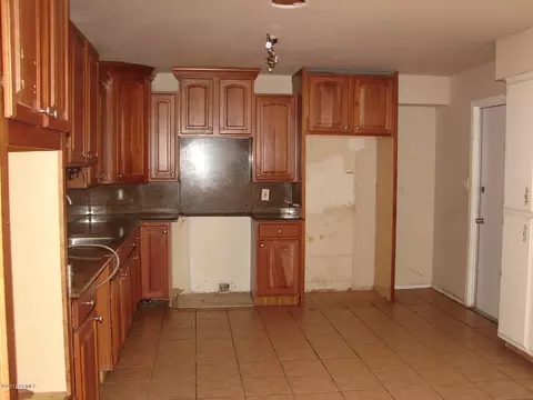 5811 S 45th St, Phoenix, AZ 85040 photo 15