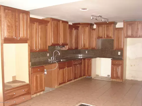 5811 S 45th St, Phoenix, AZ 85040 photo 13