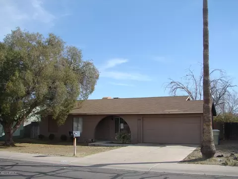 5811 S 45th St, Phoenix, AZ 85040 photo 2