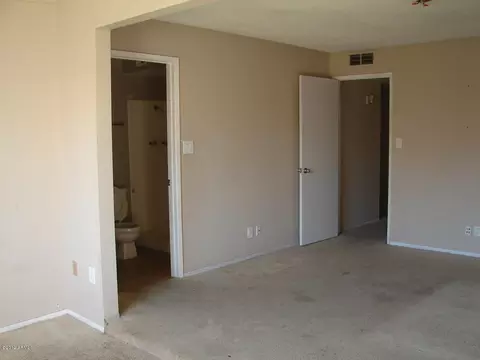5811 S 45th St, Phoenix, AZ 85040 photo 10