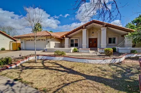 697 E Cullumber St, Gilbert, AZ 85234 photo 2