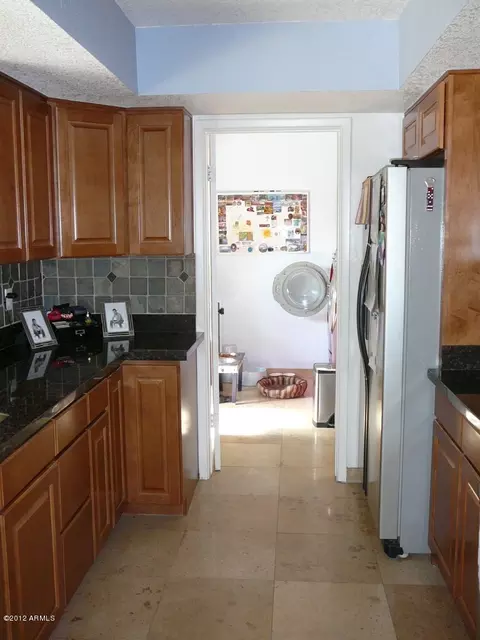 3601 E Mercer Ln, Phoenix, AZ 85028 photo 15