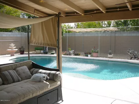 3601 E Mercer Ln, Phoenix, AZ 85028 photo 7