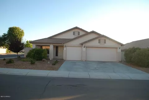 3887 E Wildhorse Dr, Gilbert, AZ 85297 photo 1