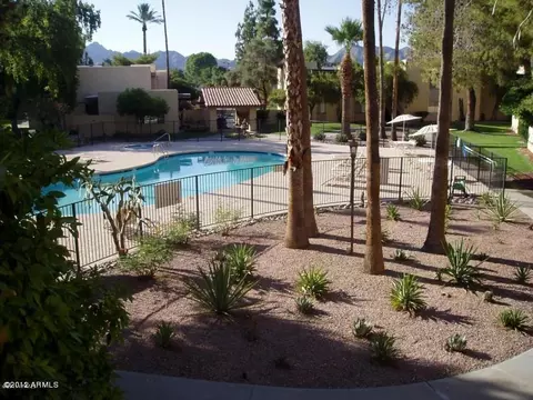 4201 E Camelback Rd #11, Phoenix, AZ 85018 photo 2