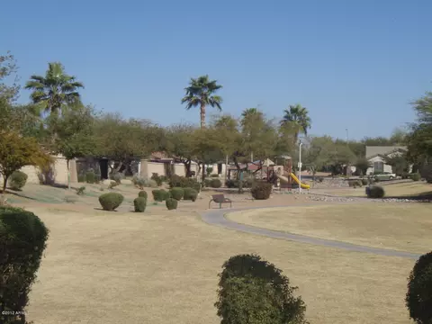 8456 E Natal Cir, Mesa, AZ 85209 photo 3