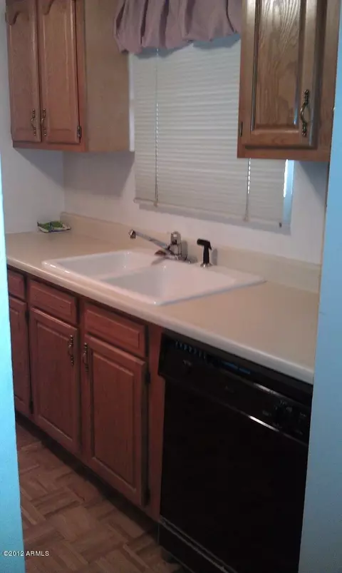2745 E Amelia Ave, Phoenix, AZ 85016 photo 2