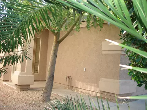 1325 E Cathedral Rock Dr, Phoenix, AZ 85048 photo 2