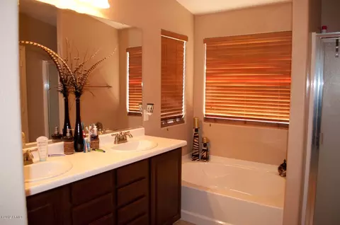 4308 E Wildhorse Dr, Gilbert, AZ 85297 photo 16