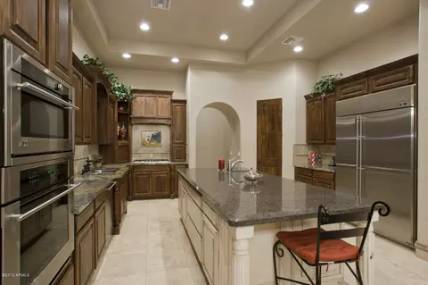 4632 E Meadowview Dr, Gilbert, AZ 85298 photo 9