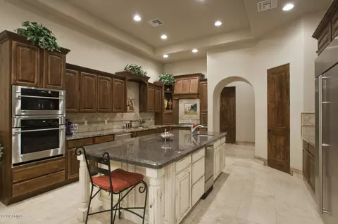 4632 E Meadowview Dr, Gilbert, AZ 85298 photo 8