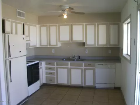 910 N 95th Pl, Mesa, AZ 85207 photo 2