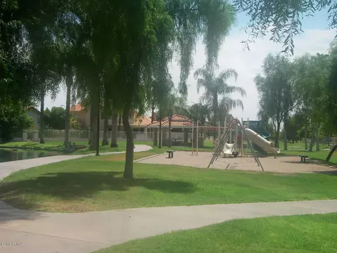 3842 E Windsong Dr, Phoenix, AZ 85048 photo 3