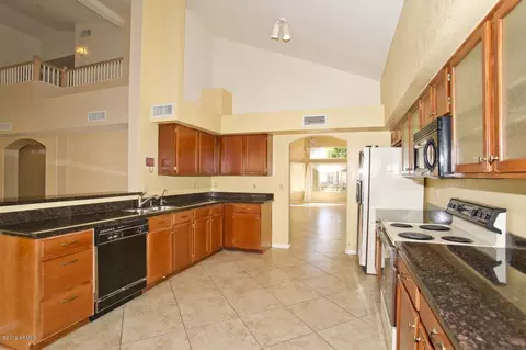 3842 E Windsong Dr, Phoenix, AZ 85048 photo 6