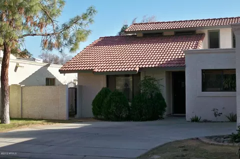201 E Tremaine Ave, Gilbert, AZ 85234 photo 2
