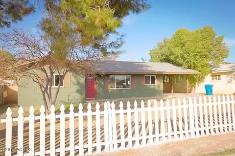 2028 Earll Dr, Phoenix, AZ 85016 photo 3