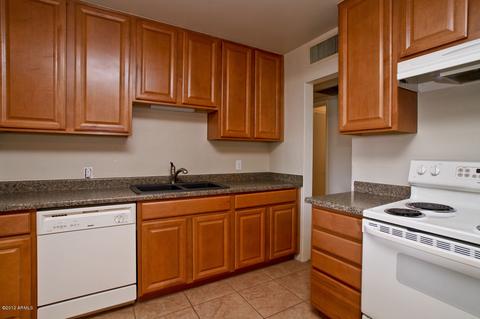 4515 E Turney Ave, Phoenix, AZ 85018 photo 6