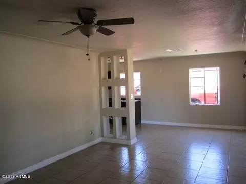 1839 E Mitchell Dr, Phoenix, AZ 85016 photo 3