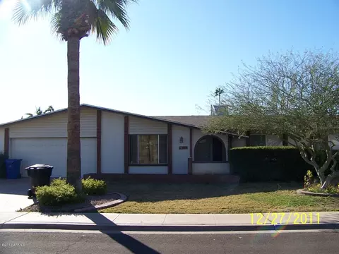 2139 W Edgewood Ave, Mesa, AZ 85202 photo 1