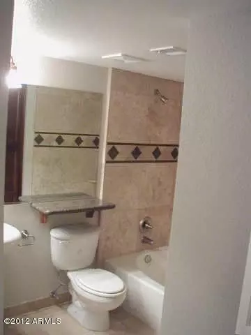 3235 E Camelback Rd #207, Phoenix, AZ 85018 photo 4