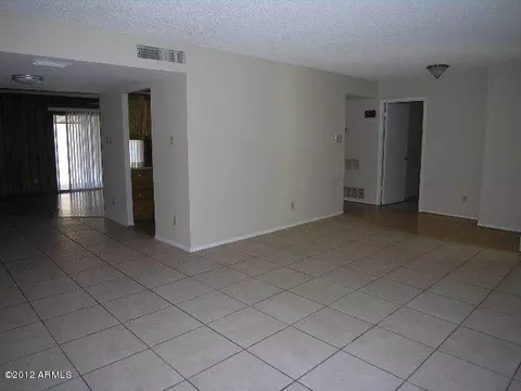 426 E Greenway Dr, Tempe, AZ 85282 photo 11