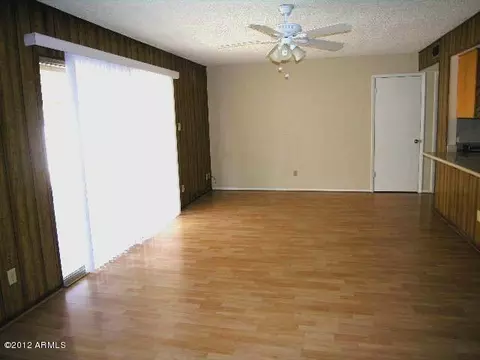 426 E Greenway Dr, Tempe, AZ 85282 photo 9