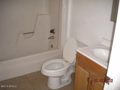 2218 E Granite Cir, Mesa, AZ 85204 photo 9